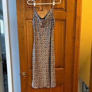 bebe Daisy print slip Midi Dress